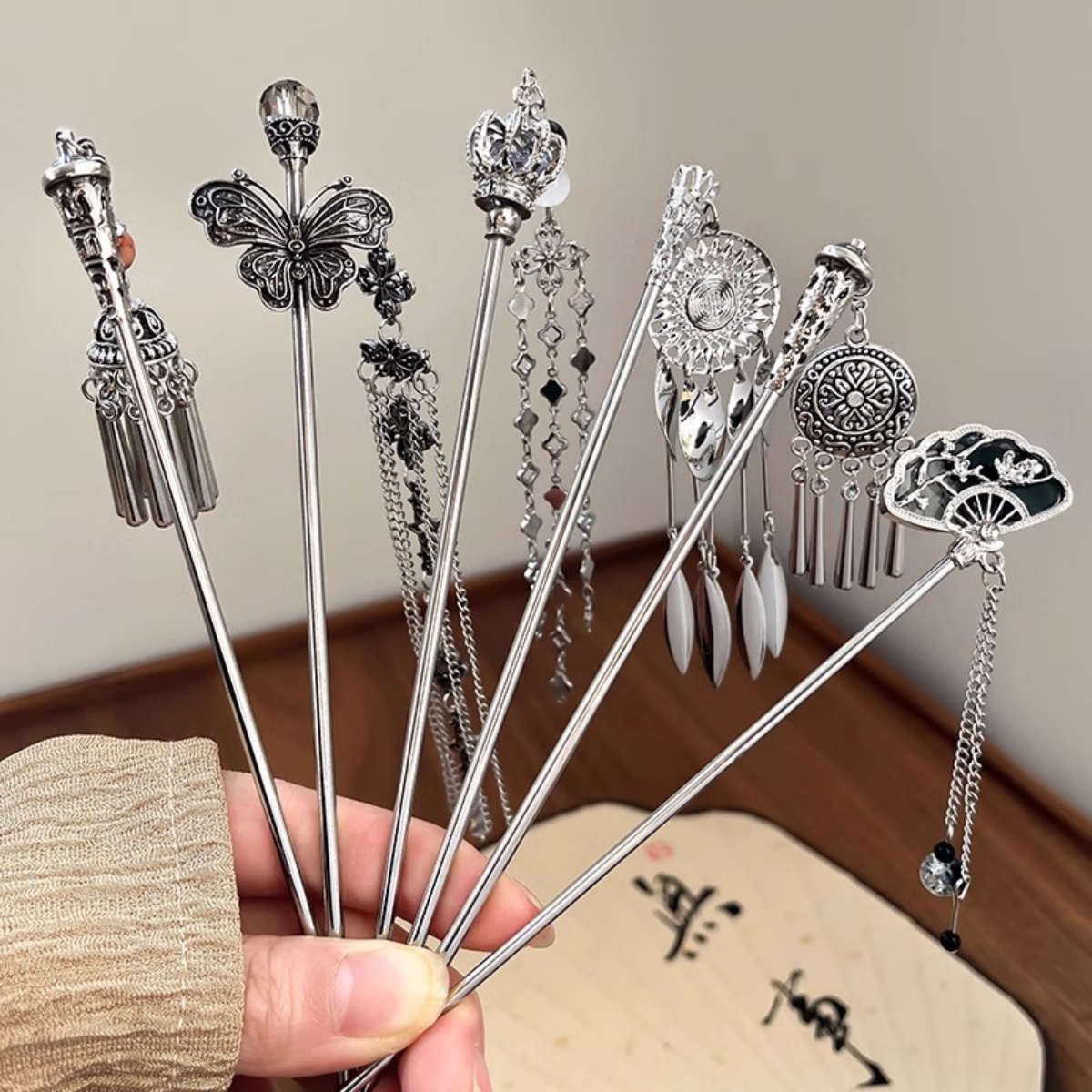 Pearl Hair Pin - Elegant Women's Hairpin Antique Silver Butterfly